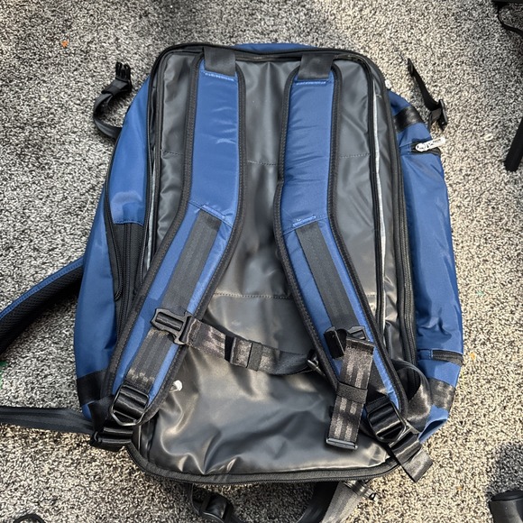 Briggs & Riley Blue and Gray Backpack - Picture 3 of 6